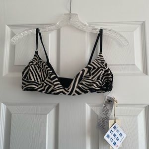 Billabong Sun Tribe Trilet Bikini Top, L